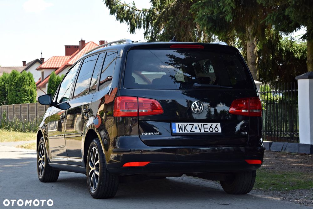 Volkswagen Touran - 3