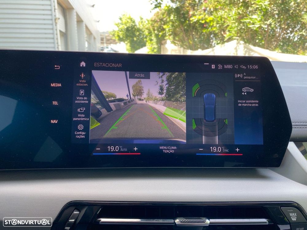 BMW 218 Active Tourer i Auto - 10