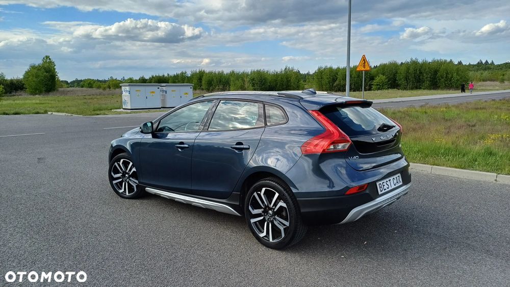 Volvo V40 Cross Country D2 Momentum - 5