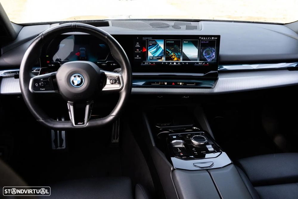 BMW i5 eDrive40 Pack Desportivo M - 11
