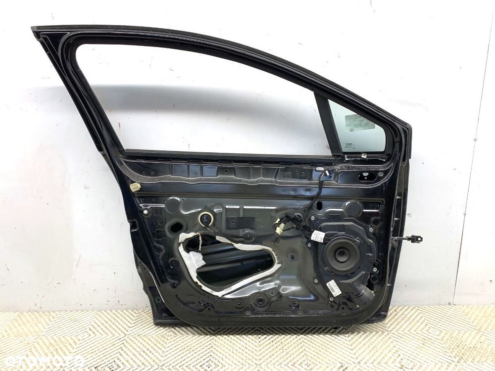 DRZWI LEWY PRZÓD  RENAULT CLIO IV (BH_) 2012 - 2022 1.5 dCi 90 66 kW [90 KM] olej napędowy 2012 - - 10