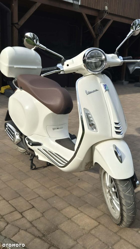 Piaggio Vespa - 2