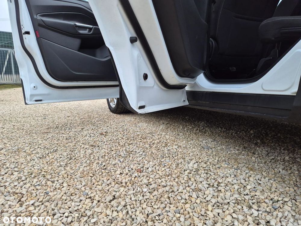 Ford Kuga 2.0 TDCi 2x4 Individual - 19