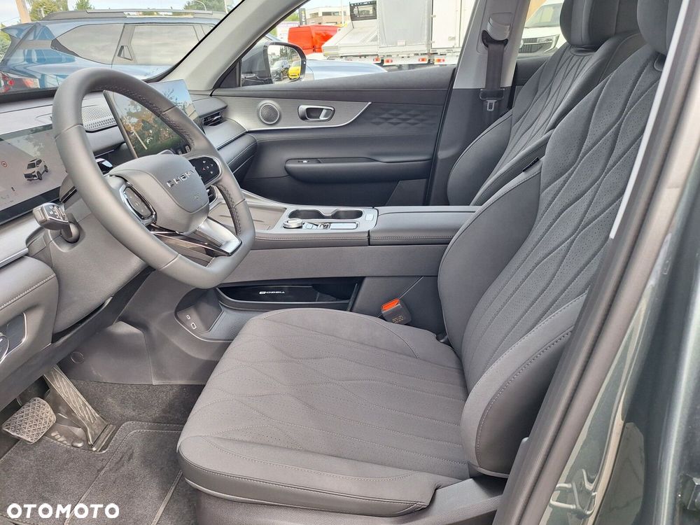 Chery Tiggo 8 1.6 T-GDI Prestige DCT - 14