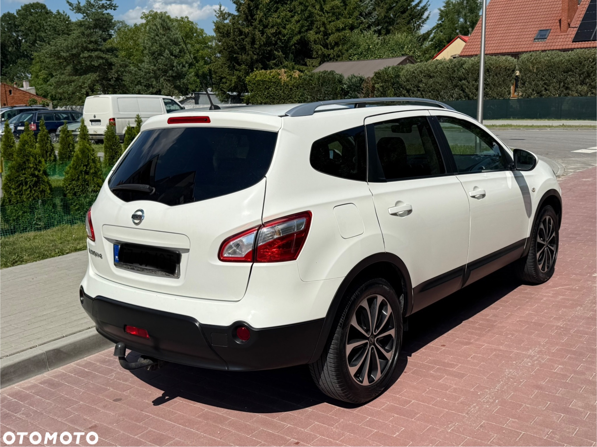 Nissan Qashqai+2 - 12
