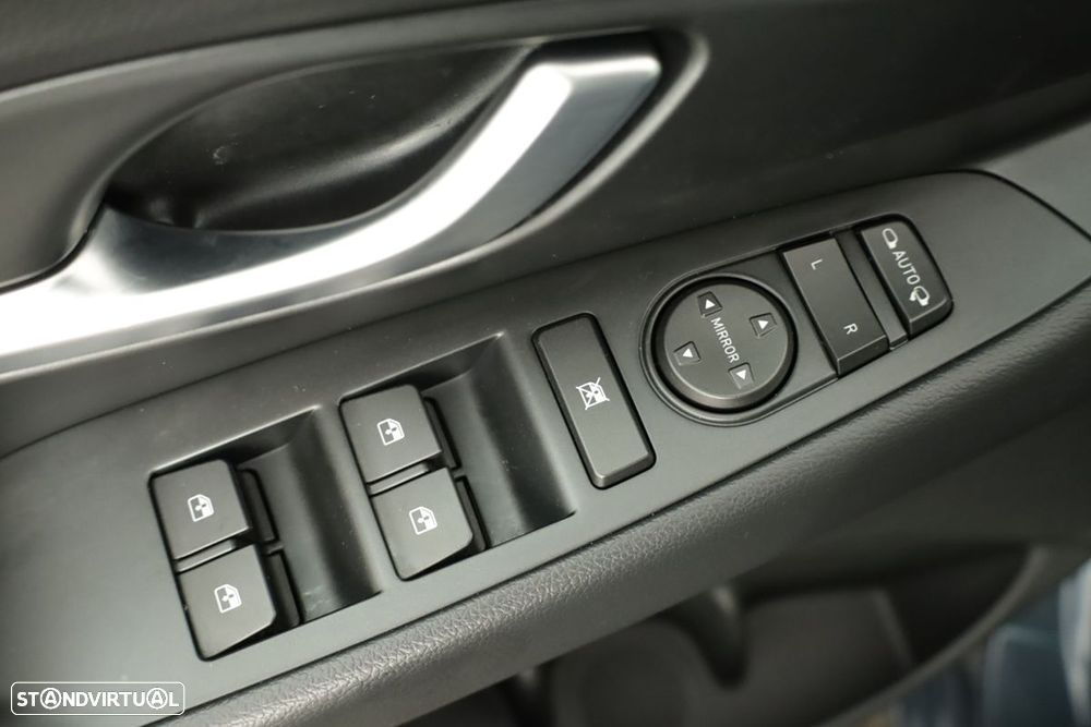 Hyundai i30 1.0 T-GDI Style Plus DCT - 19