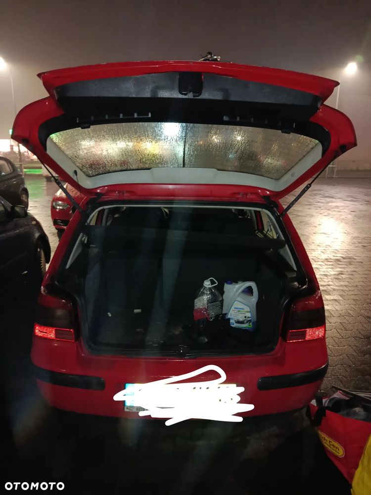 Volkswagen Golf - 11