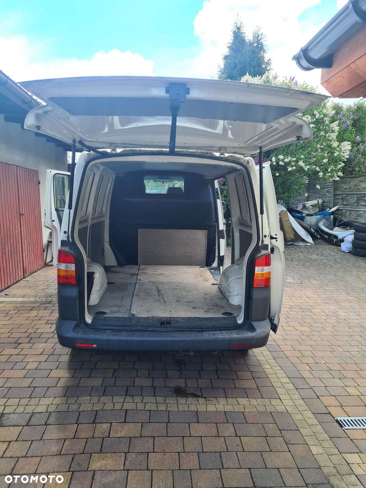 Volkswagen T5 - 9