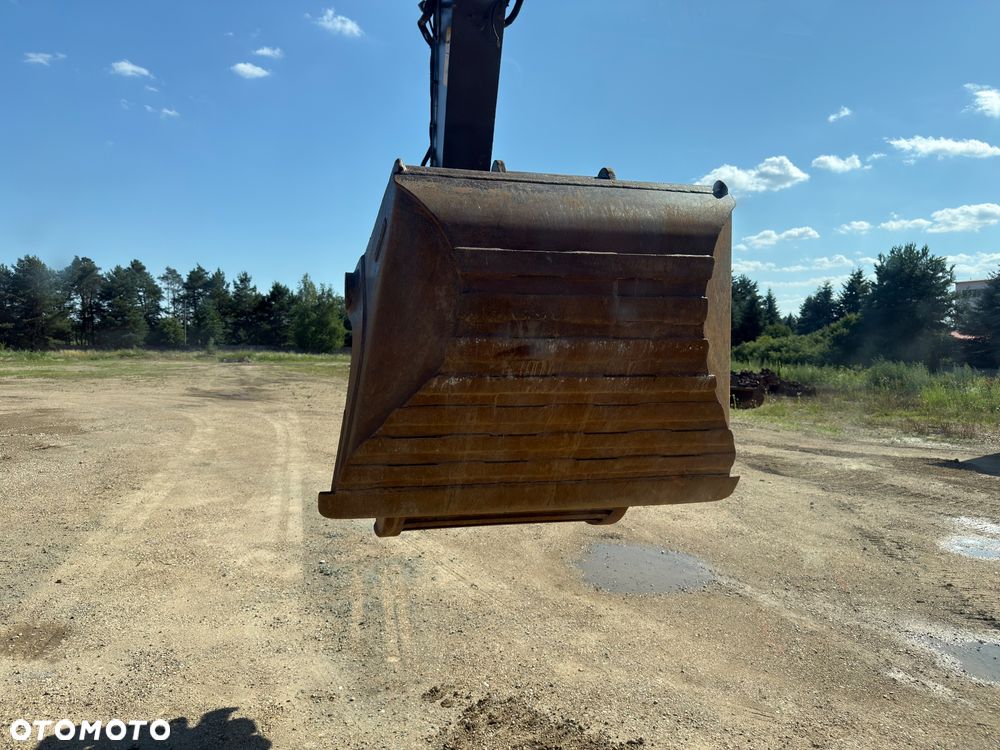 Volvo EC 250 EL - 19
