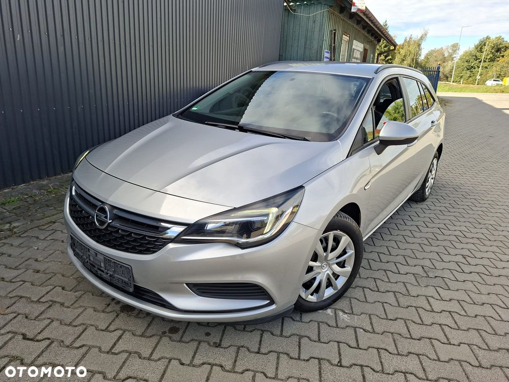 Opel Astra - 1