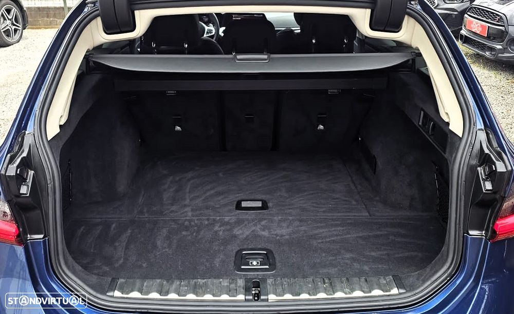 BMW 320 d Aut. Sport Line - 19