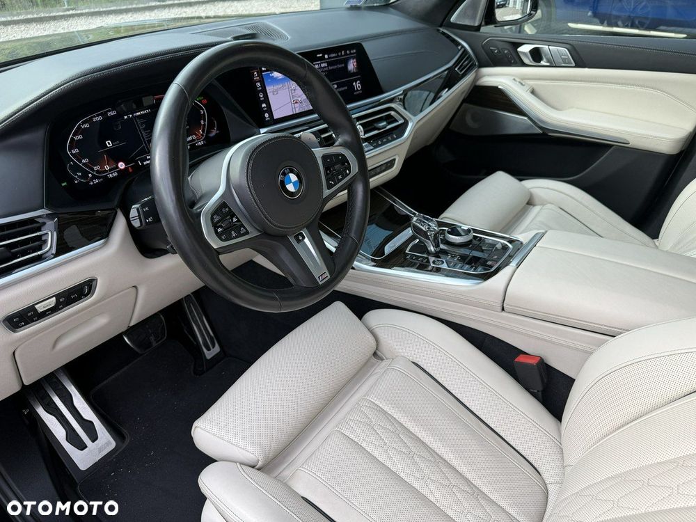 BMW X7 - 6
