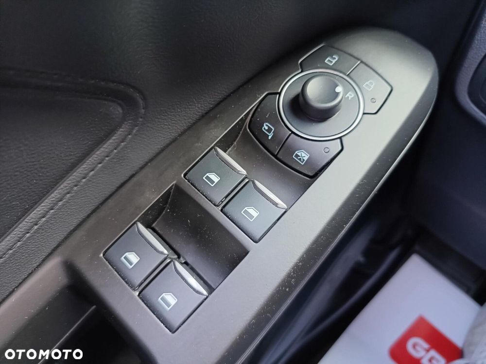 Ford Focus 1.0 EcoBoost mHEV ST-Line X - 10