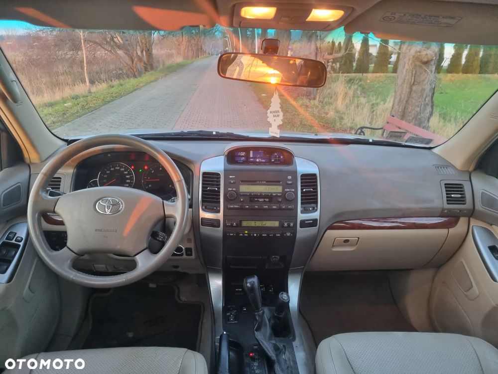 Toyota Land Cruiser 3.0 D Sol - 23
