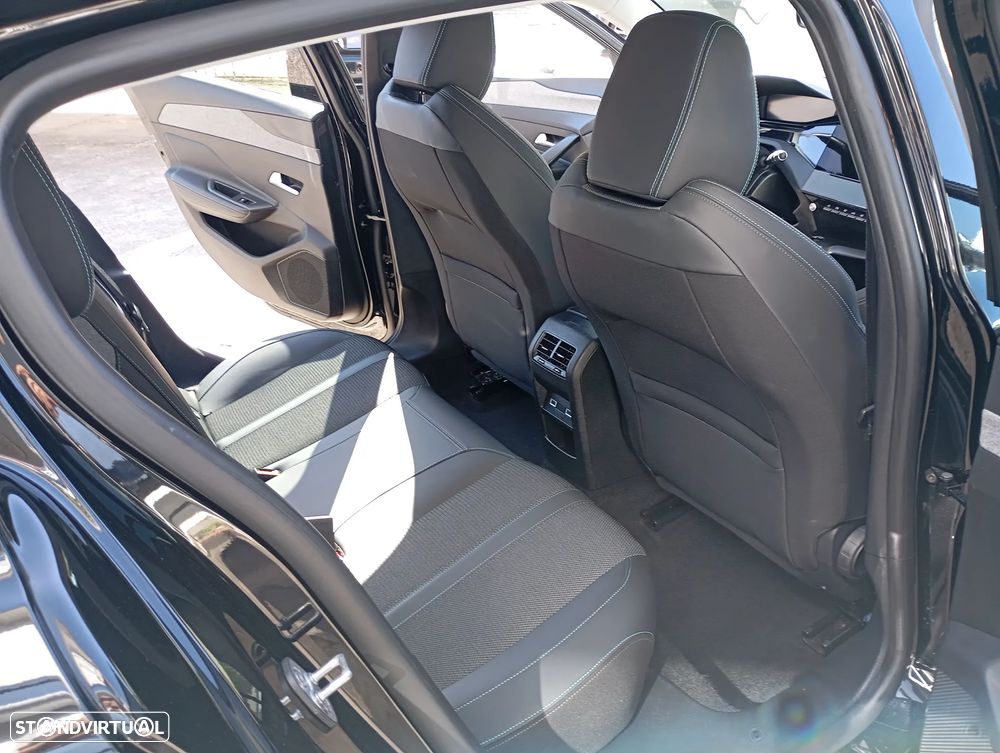 Peugeot 308 PureTech 130 EAT8 Allure - 11