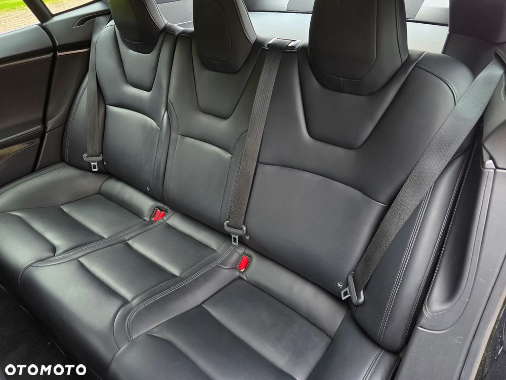 Tesla Model S Long Range Plus - 15