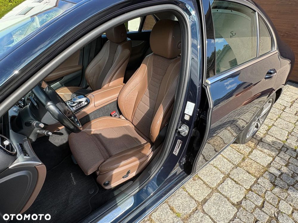 Mercedes-Benz Klasa E 200 d 9G-TRONIC - 3