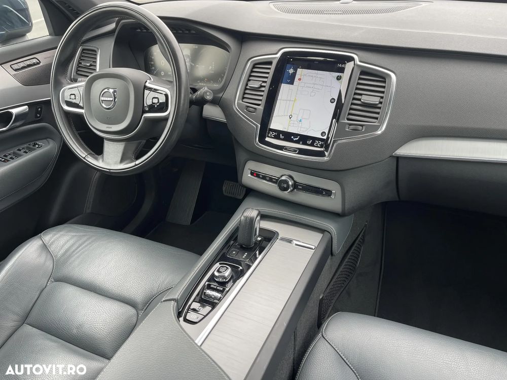 Volvo XC 90 T8 eAWD R-Design - 28
