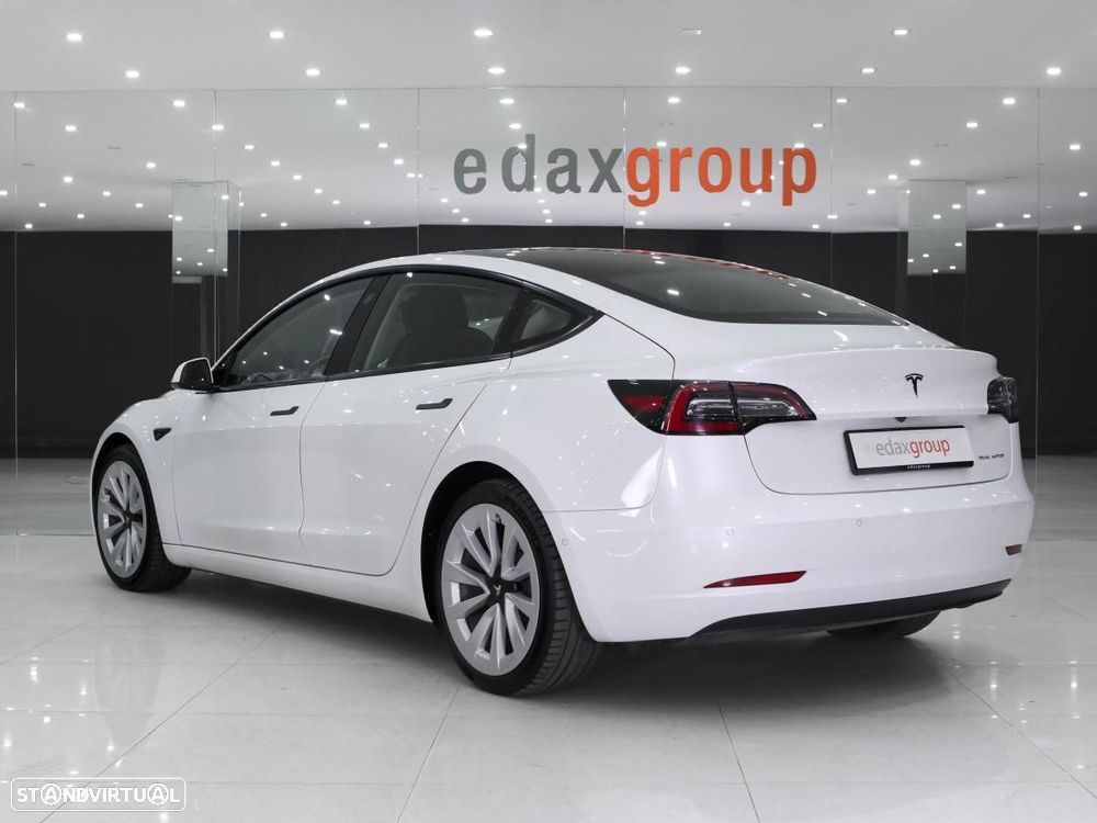 Tesla Model 3 Long-Range Dual Motor AWD - 4