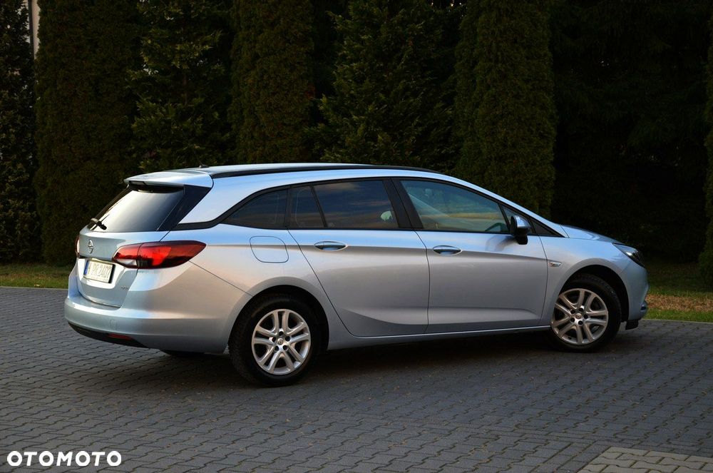 Opel Astra 1.6 CDTI Sports Tourer Active - 24