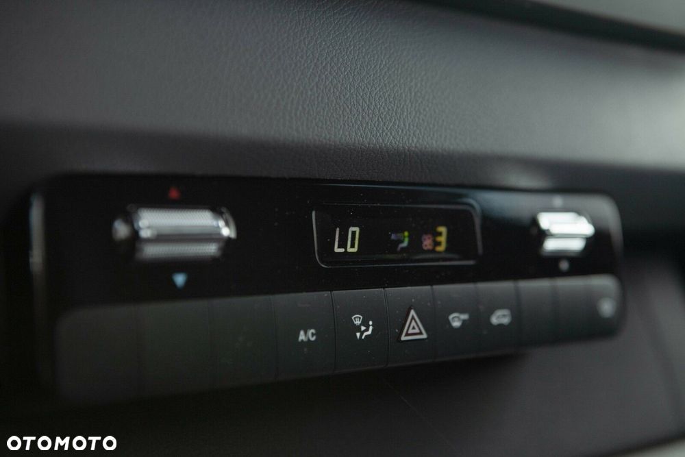 Mercedes-Benz eSprinter - 23