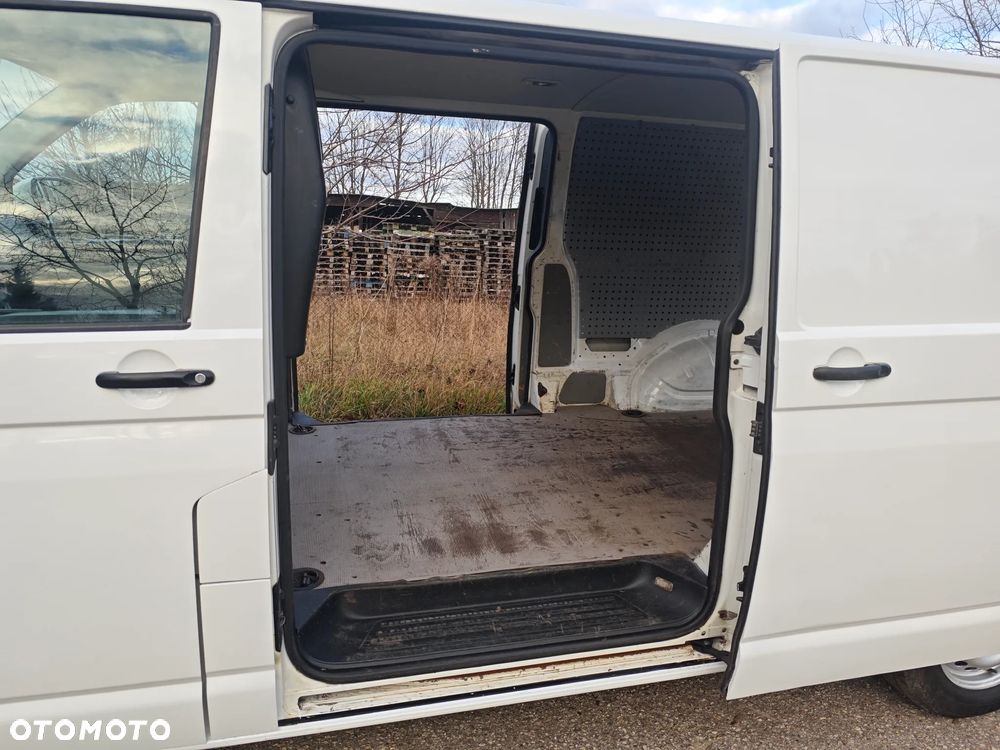 Volkswagen TRANSPORTER T5 - 8