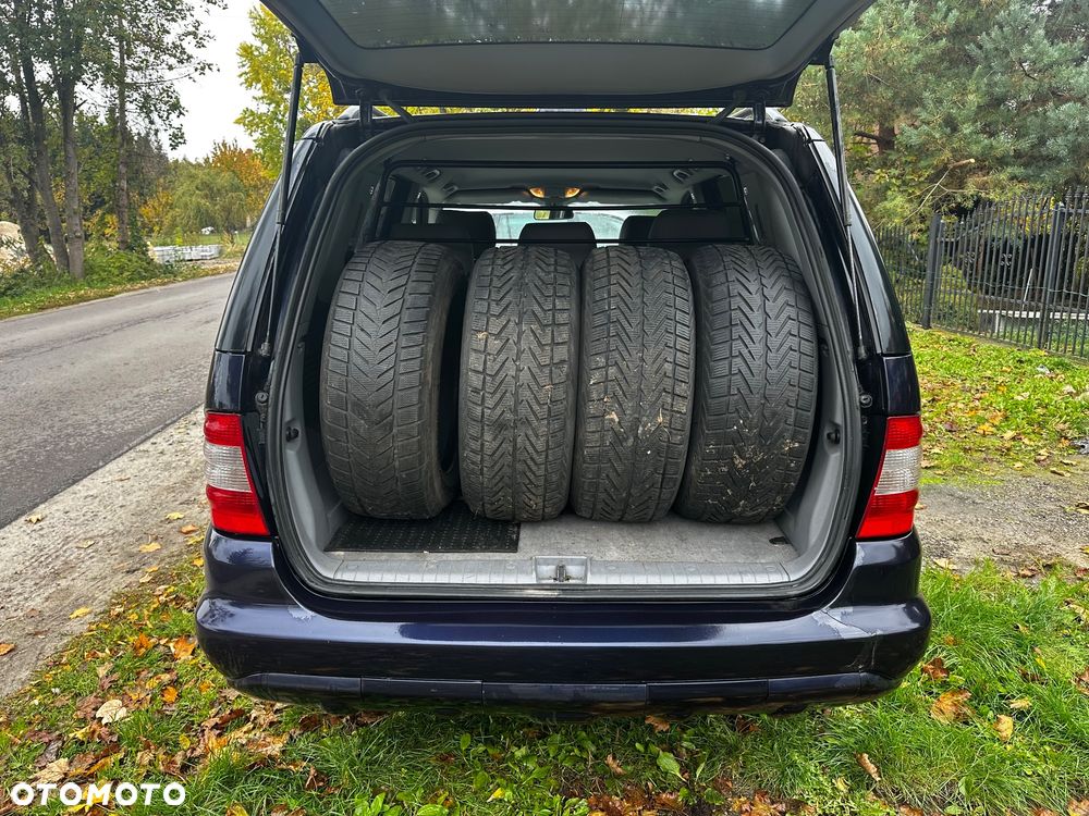 Mercedes-Benz ML - 12