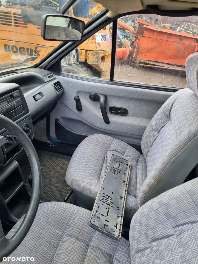 VW polo II lift kombi 1.3 AAV skrzynia biegów 4b CEL lakier LB6U na części - 8