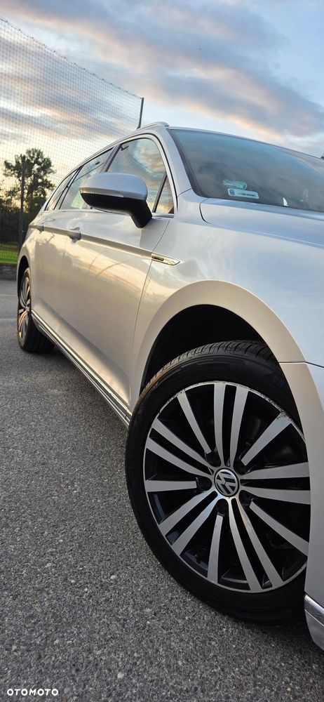 Volkswagen Passat 2.0 TDI BMT 4Mot Highline DSG - 8