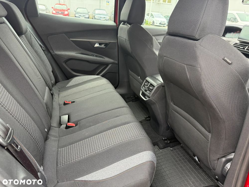 Peugeot 3008 1.2 PureTech Active Pack S&S EAT8 - 15