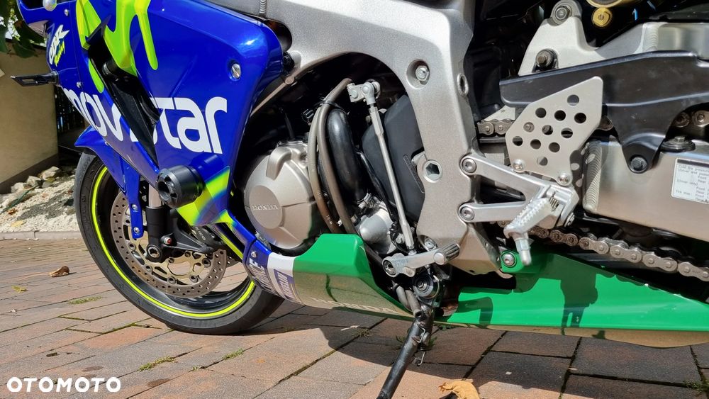 Honda CBR - 23