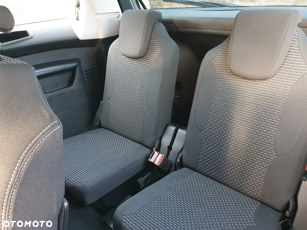 Citroën C4 Picasso - 13