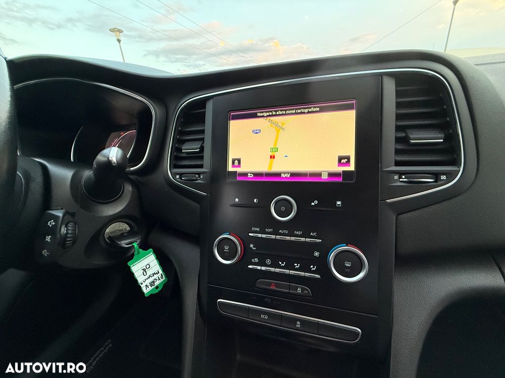 Renault Megane dCi 110 FAP EDC LIMITED - 8