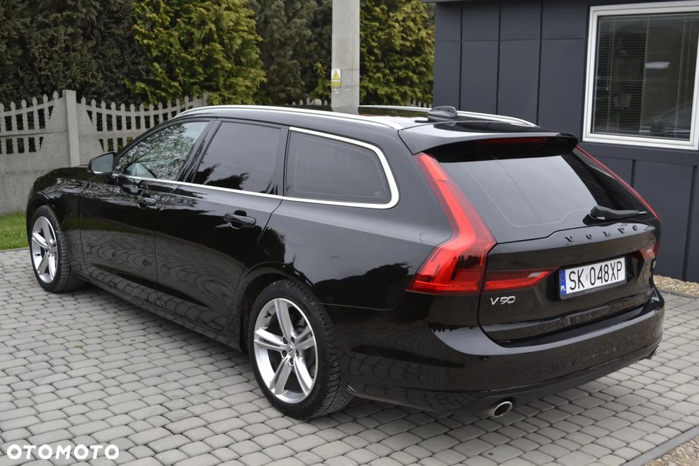 Volvo V90 D4 Geartronic Momentum - 22