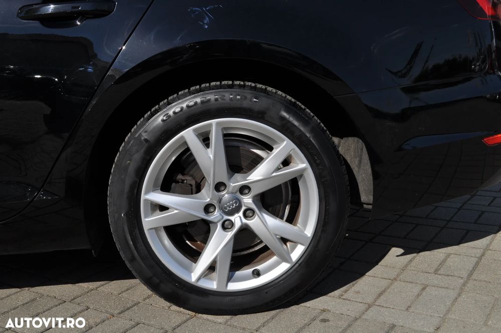 Audi A4 Limuzina 2.0 TDI S tronic Sport - 9