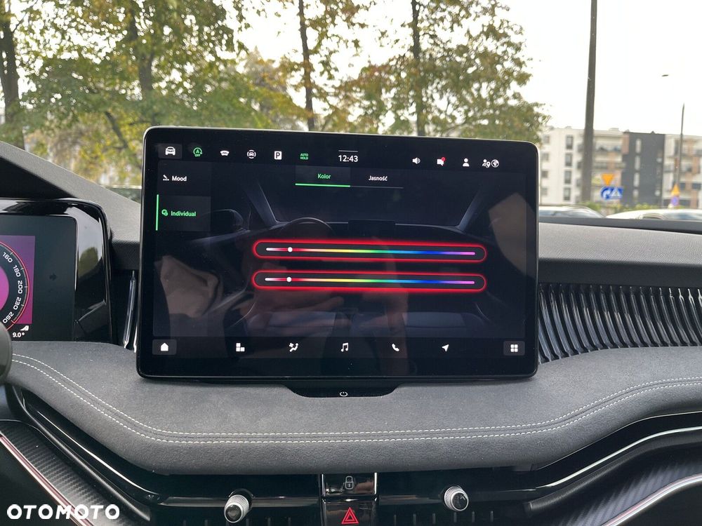 Skoda Superb 2.0 TSI Sportline DSG - 22