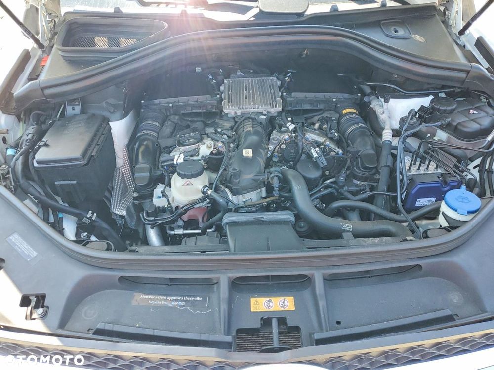 Mercedes-Benz GLS - 11