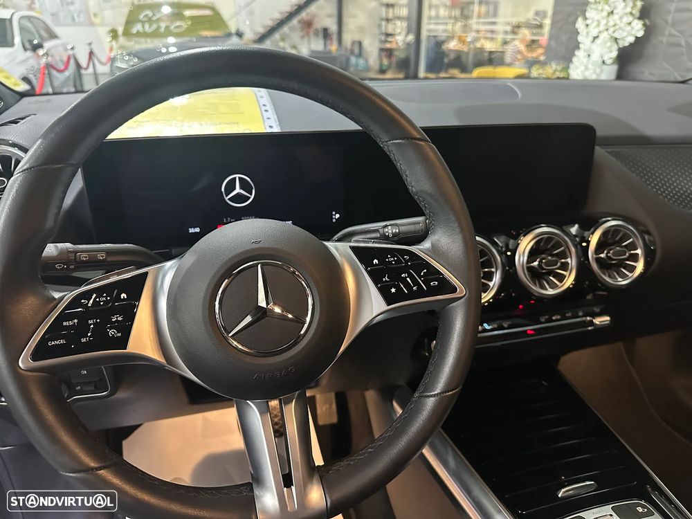 Mercedes-Benz EQA 250+ - 8