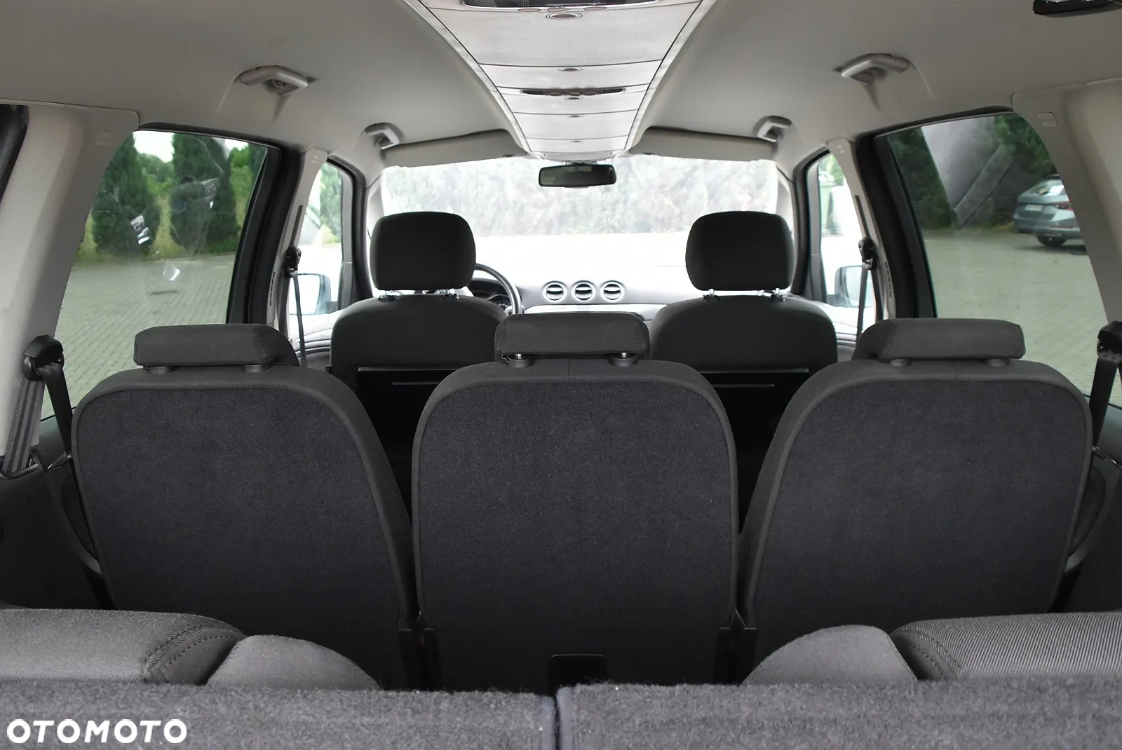 Ford Galaxy - 11