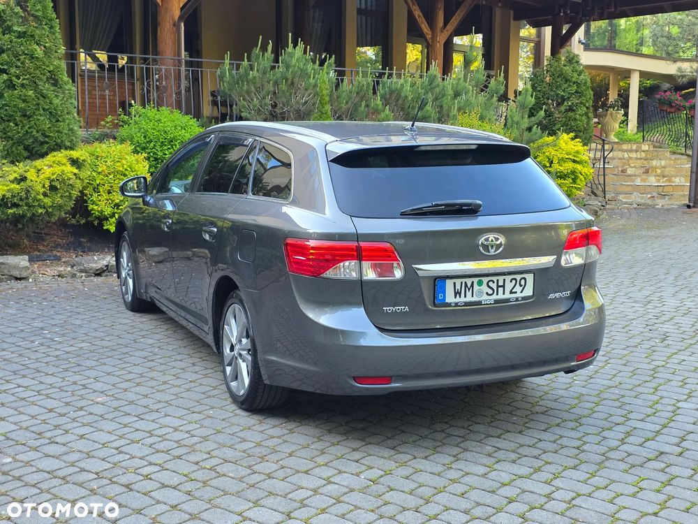 Toyota Avensis 2.0 D-4D Edition - 4