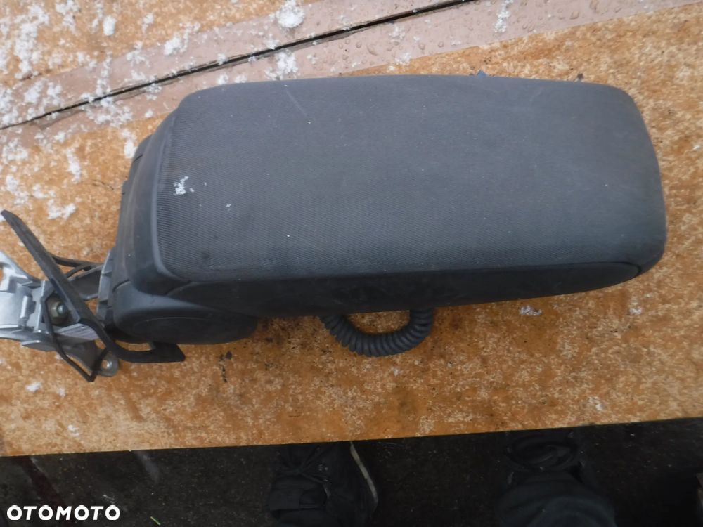 Audi A6 C5 lift podlokietnik ladny - 2