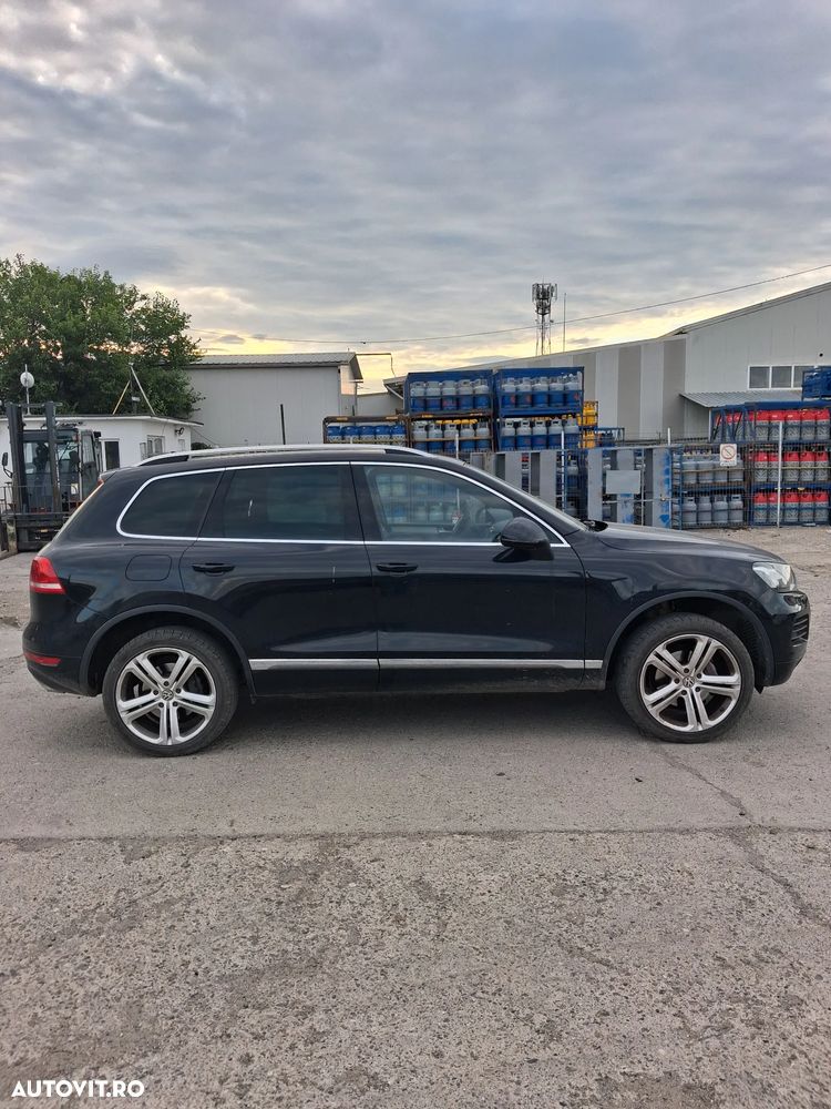 Volkswagen Touareg - 4