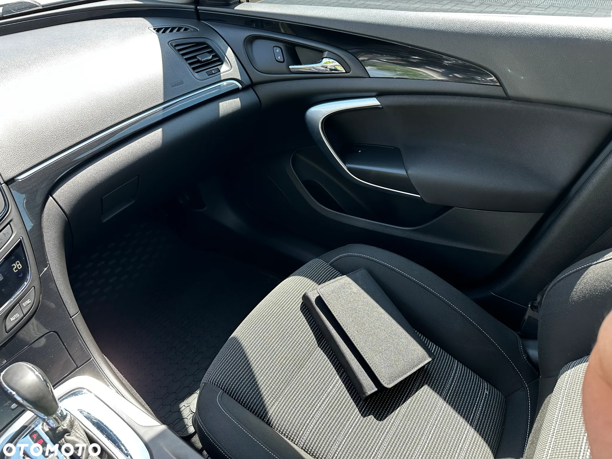 Opel Insignia - 16