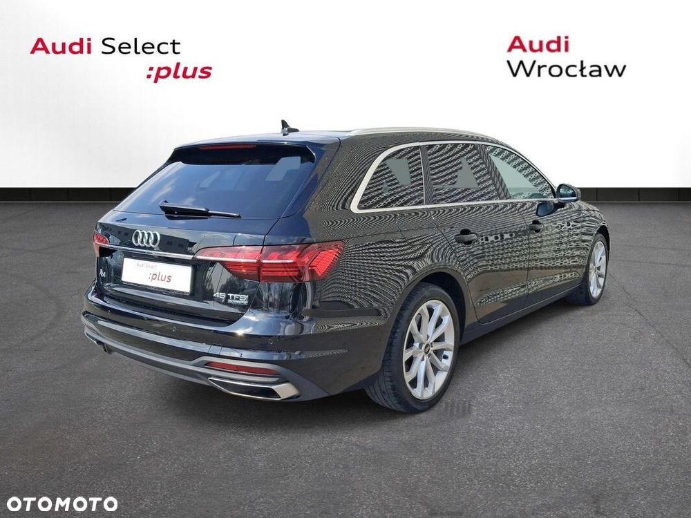 Audi A4 Avant - 4