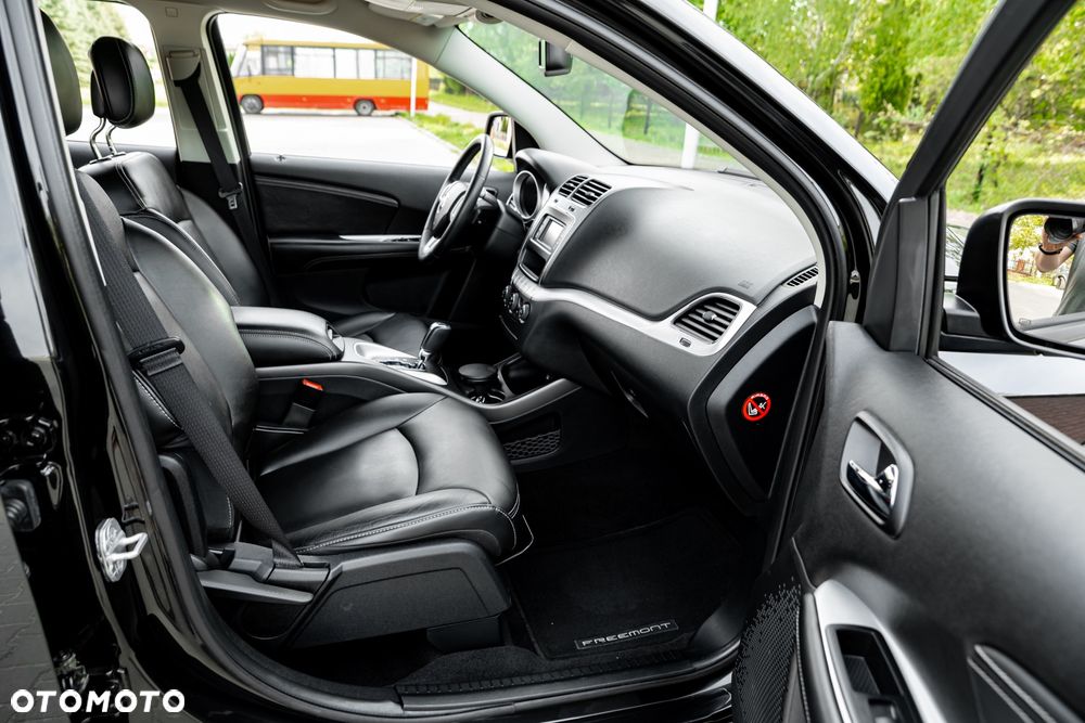 Fiat Freemont 3.6 V6 Lounge - 24