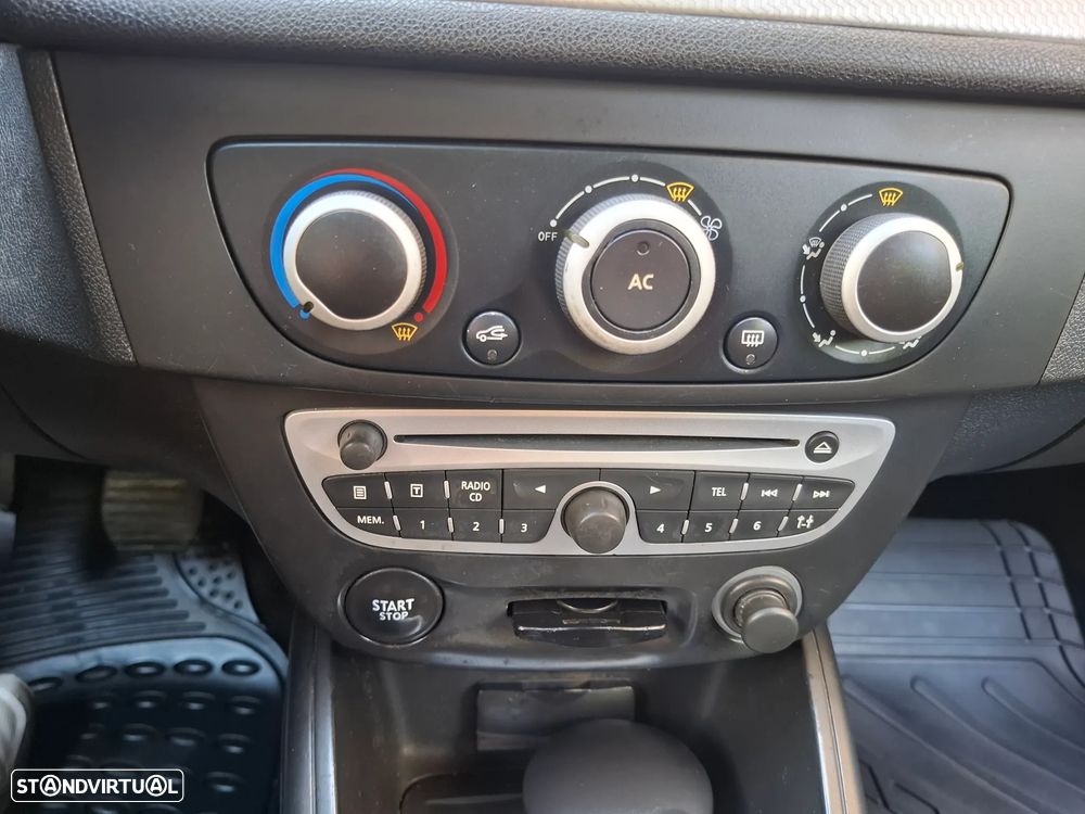 Renault Mégane 1.5 dCi Confort - 7