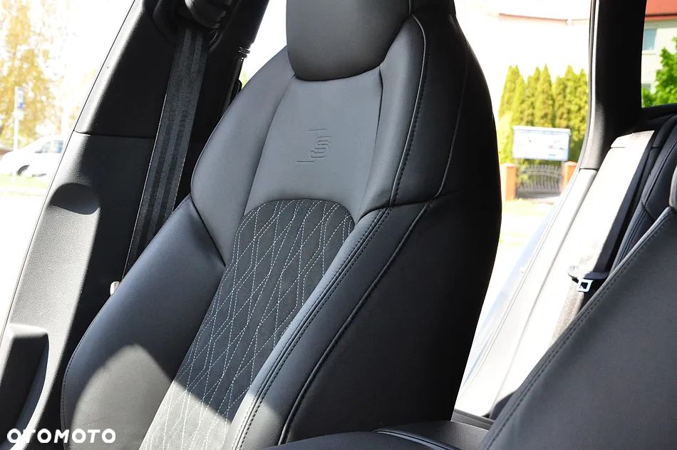 Audi A6 Avant 50 TDI quattro tiptronic S line - 33