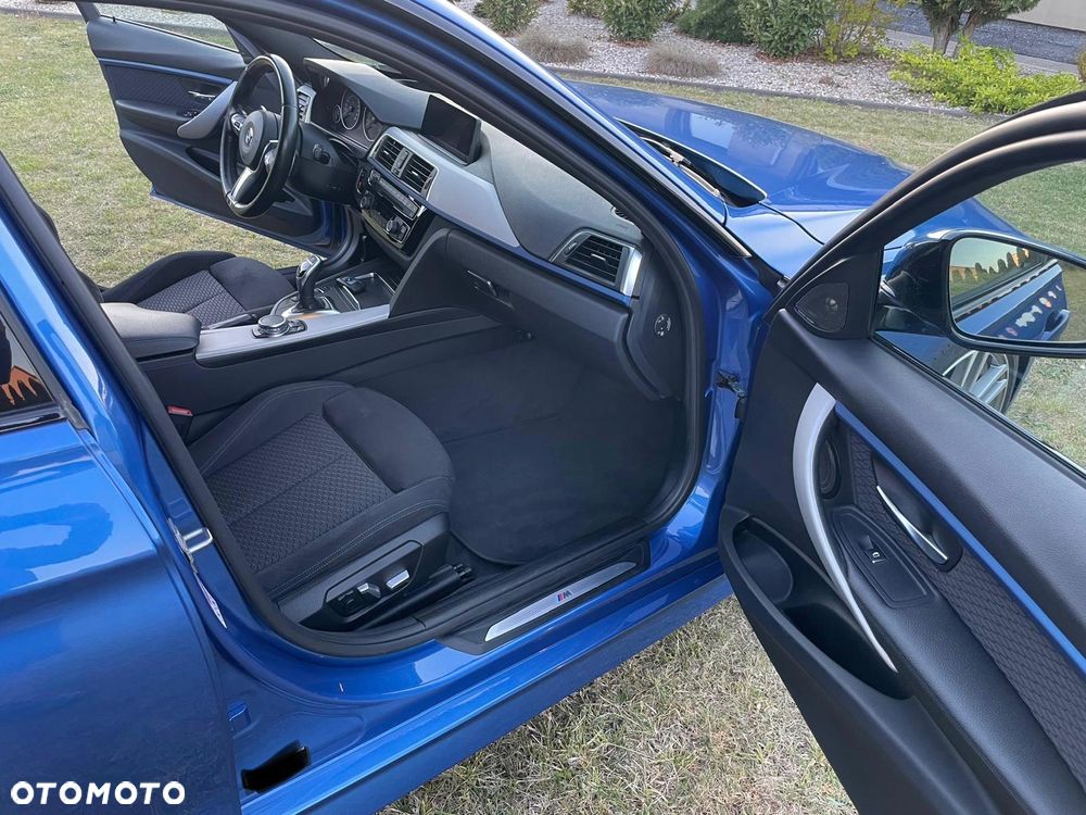 BMW Seria 3 320d Edition M Sport Shadow - 16