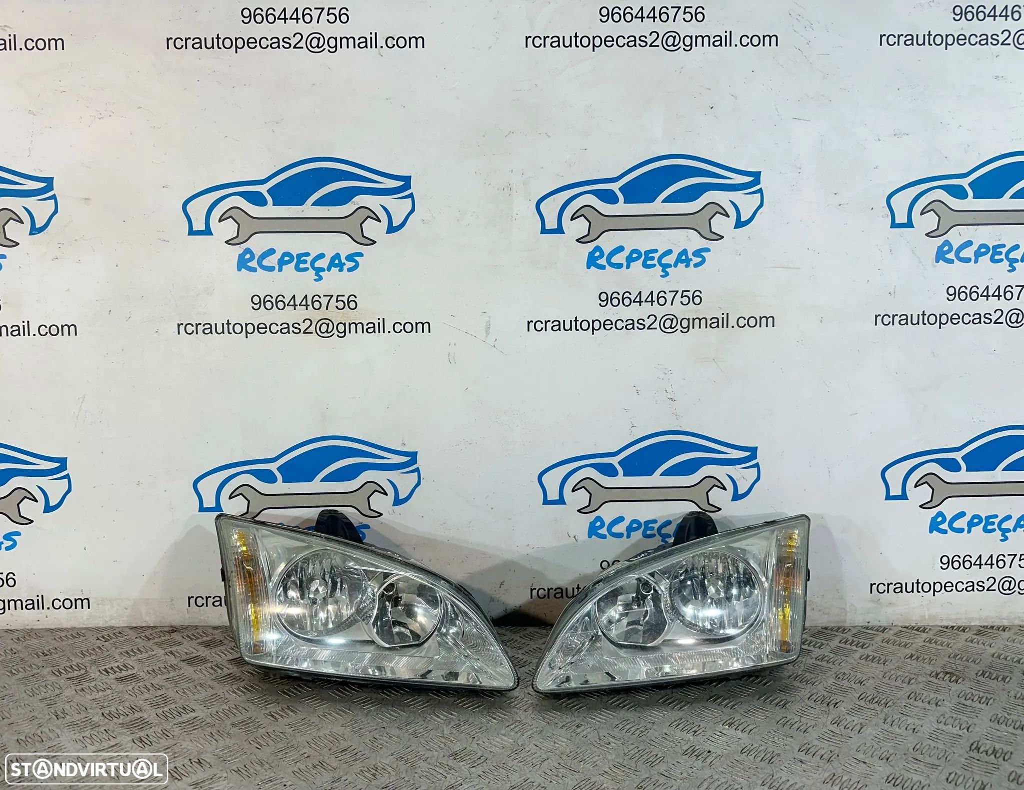 .Conjunto Oticas Farois Frente Frontal Esquerda Direita Ford Focus 2 Mk2 Fase 1 4M51-13W030-BC 4M51-13W030-BC - 1
