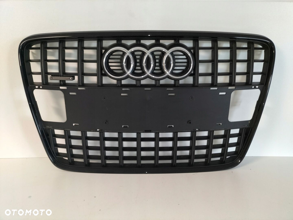 Atrapa kratka grill AUDI Q7 SQ7 S-LINE W12 LIFT 09-18